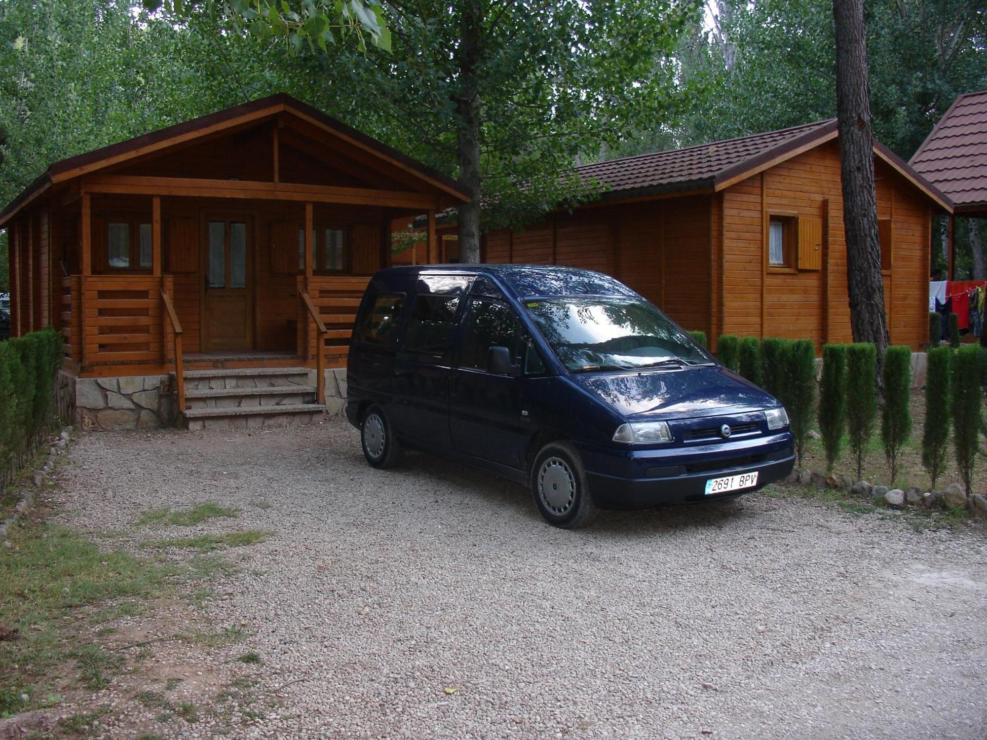 Camping Rural Llanos De Arance كوتو ريوس المظهر الخارجي الصورة